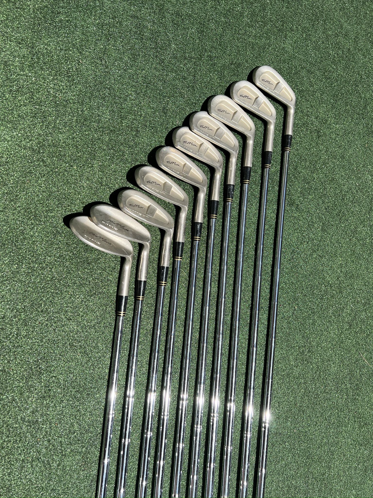 Rare TAD MOORE • Golf Wedges + Irons • SW-3Iron • 10 Club Set