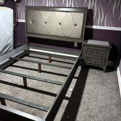 Full Size Bed Frame And Table
