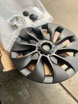 Tesla Mod-3 New 17-23’ Wheel Covers W/Tape & Centercaps