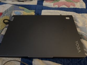 Gray Lenovo YOGA 7i (16”,8)