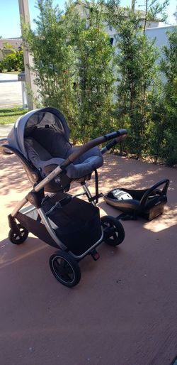 uppababy cozy ganoosh mesa UPPAbaby CozyGanoosh Luxe Lyla