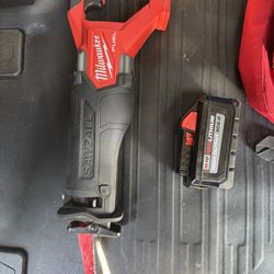 Milwaukee Sawzall And Battery