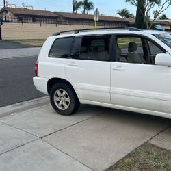 Toyota Highlander V6