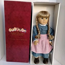 American Girl KIRSTEN LARSON Pleasant Company 18" Doll With Outfit and Box 