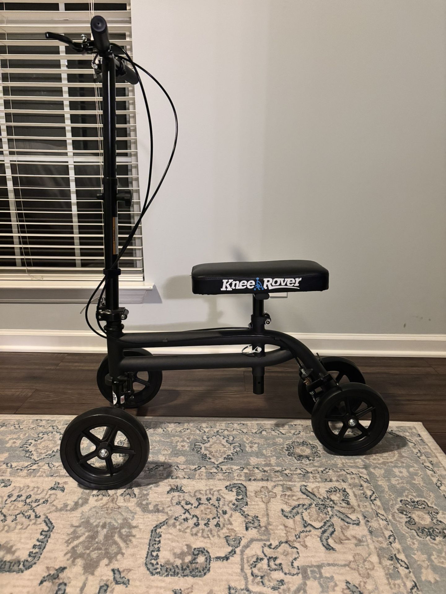 Knee Rover
