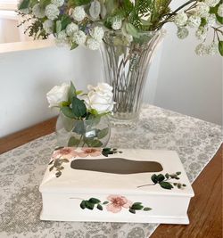 Vintage ceramic tissue box cover