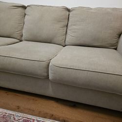 Free sleeper sofa (Irvine CA)