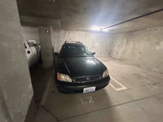 Subaru legacy.