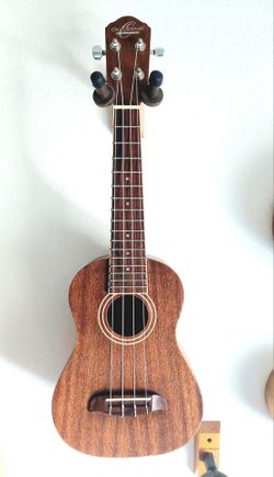 Oscar Schmidt by Washburn OU2 Concert Ukulele / 24" / Mahogany / Good Cond.