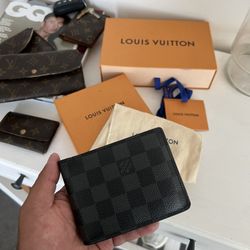 Louis Vuitton Wallet 