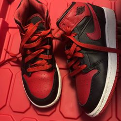 Jordan 1’s Size 4