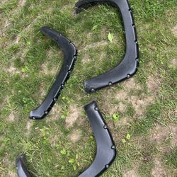 03-07 Chevy Fender Flares
