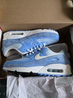 W Nike Air Max 90 SE
Size 7.5