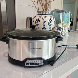Big Size Gentle Used Slow Cooker-only Used Few Time