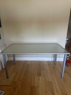 Free IKEA Desk