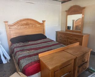 Oak Bedroom Set with Dresser and Nightstands