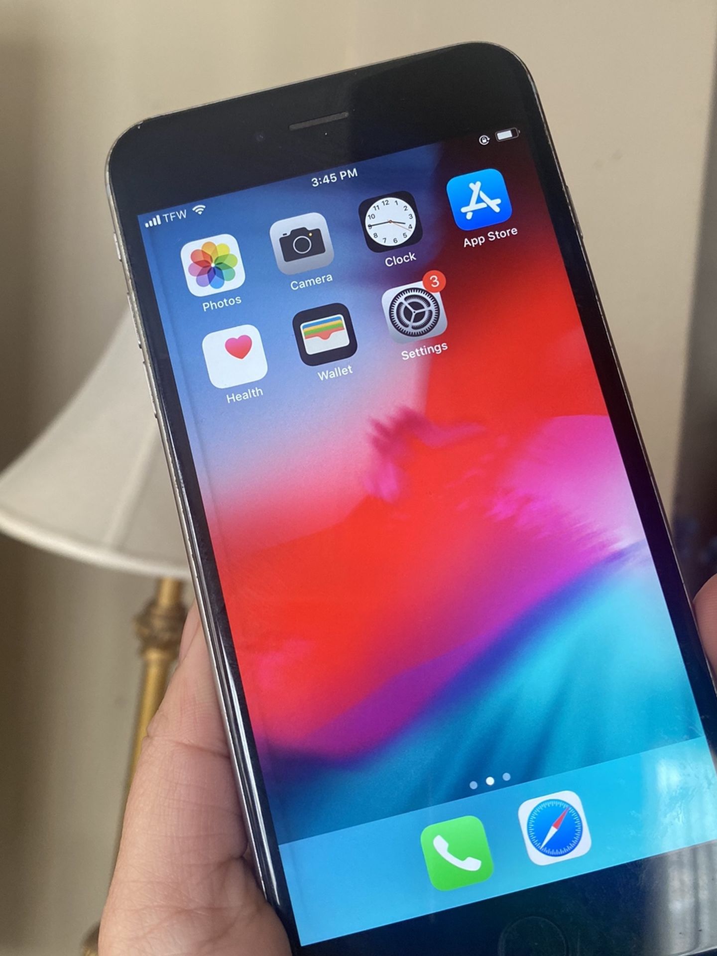 Apple iPhone 6s Plus Silver