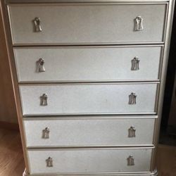 Drawer Chest 