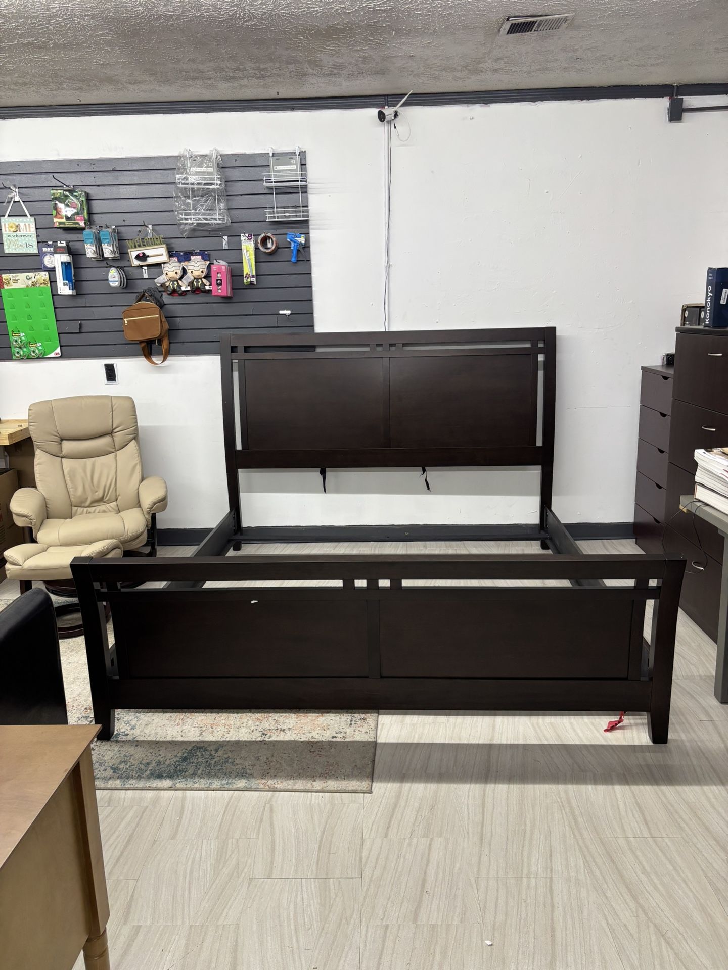 Casana King Sleigh Bed