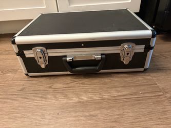 Beauticians Case