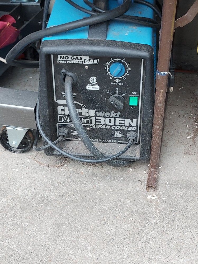 Clark Welder Mig130EN