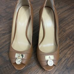 Michael Kors Peep Toe Shoe 