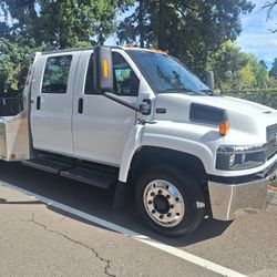 2004 Chevy Kodiak Crew Cab Duramax Diesel