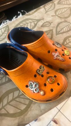 Crocs size 6 junior
