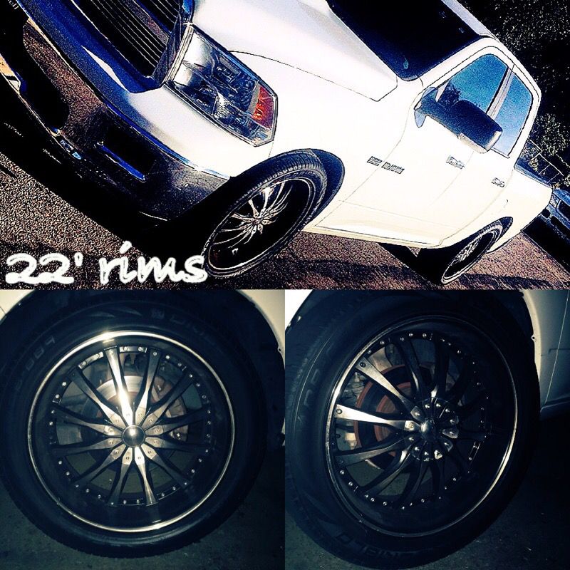 rims 22 nice good condition black and chrome