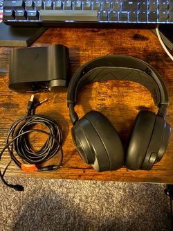 Wireless Gaming Headset with Base Station and Cable