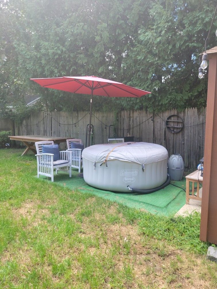 Coleman Saluspa Tahiti Hot Tub