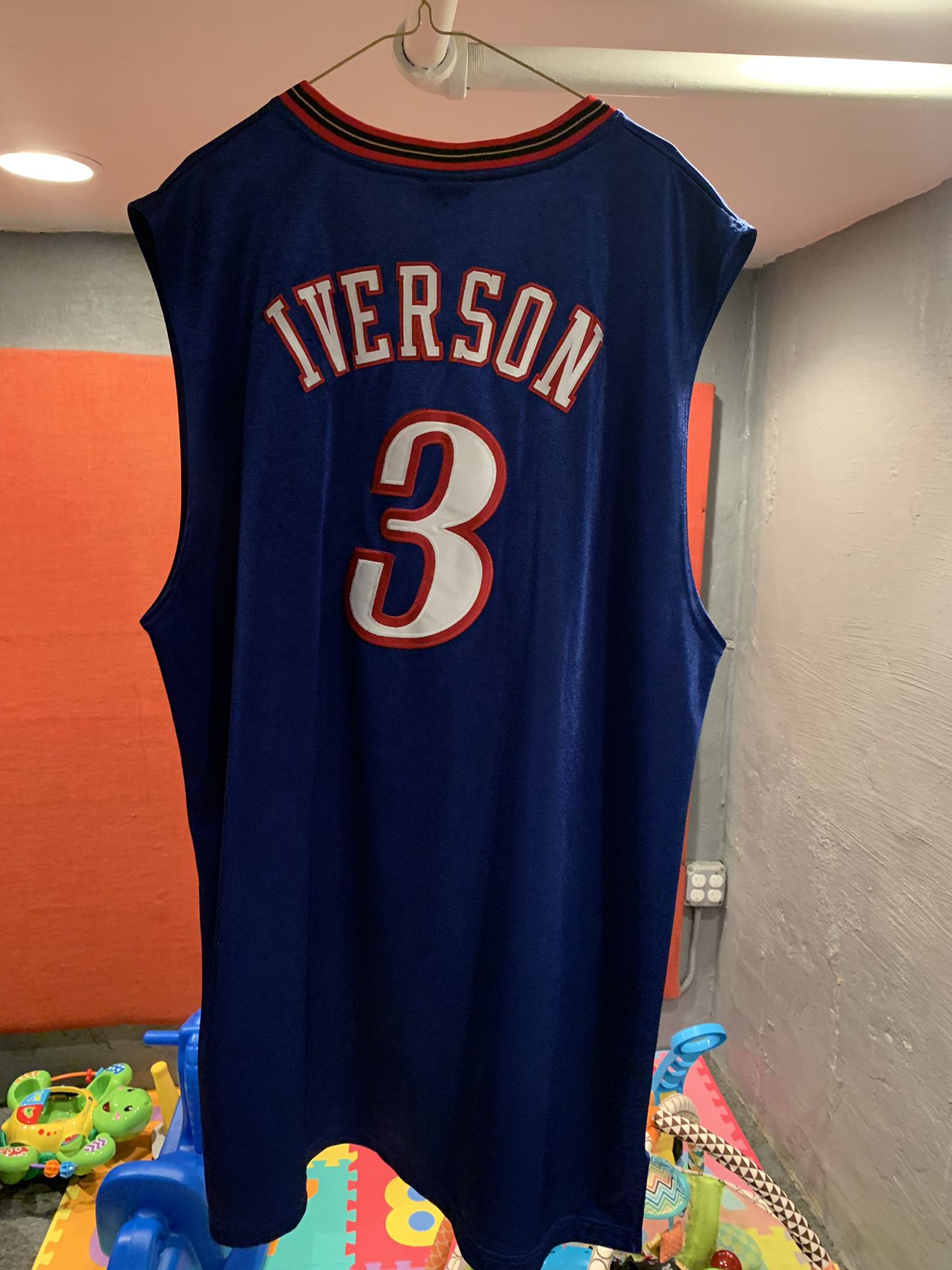 Allen Iverson 76ers Vintage Nike Jersey for Sale in Libertyville, IL -  OfferUp