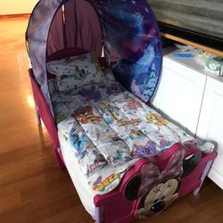 Kids Bed (Pending Pickup)