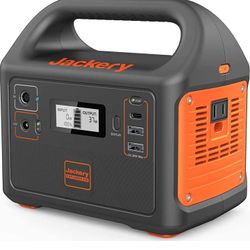 Jackery 160 Solar Generator Including 30W Solar Panel