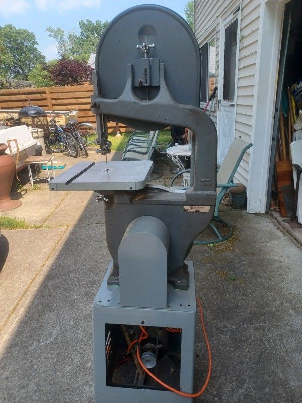 14 Inch Delta Bandsaw