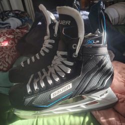 Size 12 Mens Bauer XLP Ice Hockey Skates New