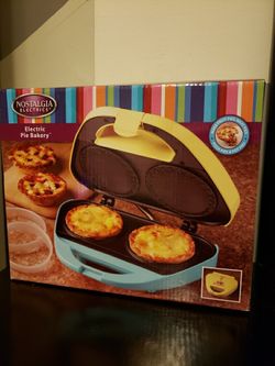 Electric pie maker