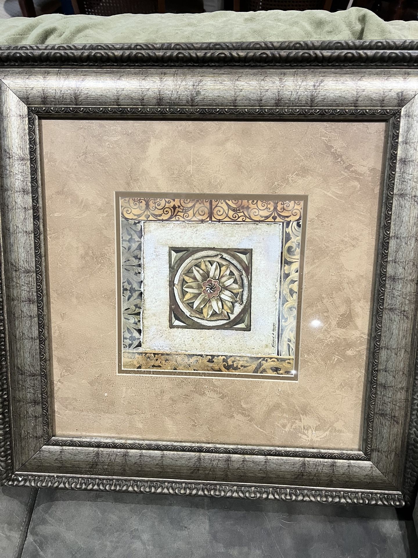 Wall decor