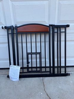 Pet gate