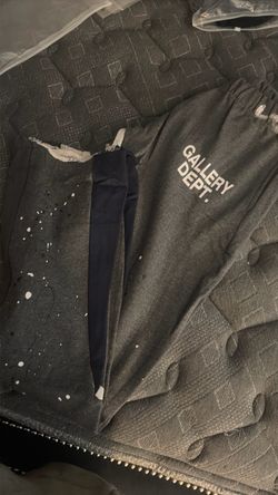 gallery dept sweats brand new