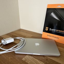 MacBook Pro 13.3” Retina