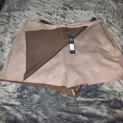 suede skort