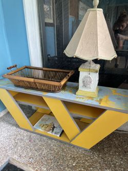 Modern Floral Design Console Table