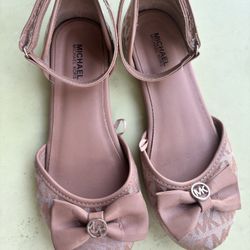 Girls Micheal Kors Flats