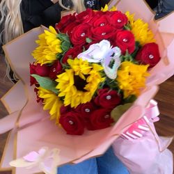 Valentines Day Floral Arrangements