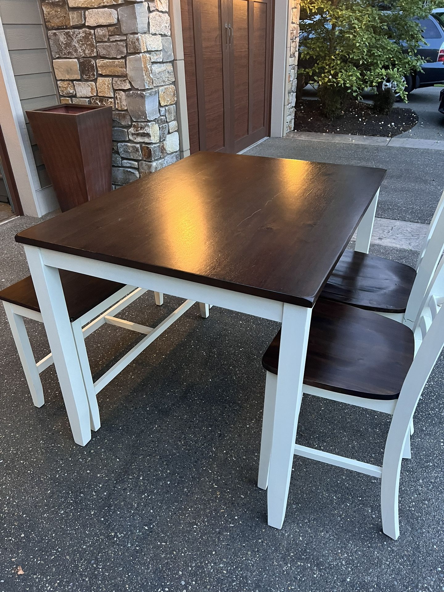 Wood kitchen table