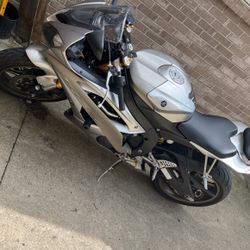 08 Yamaha R6