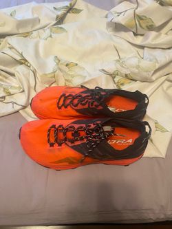 Men’s Alter tennis shoes, size 11