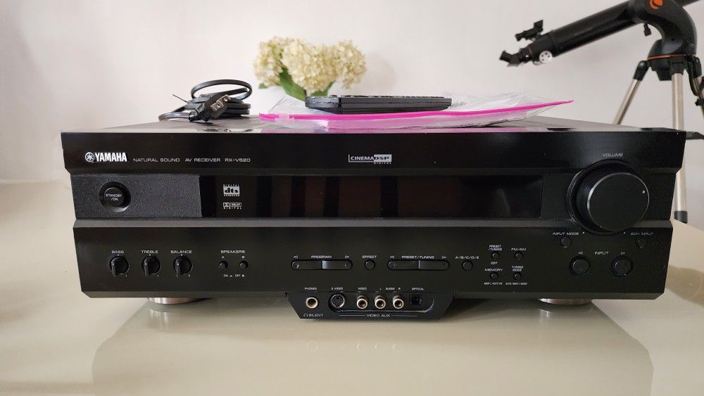 Yamaha RX-V520 Natural Sound AV Receiver 