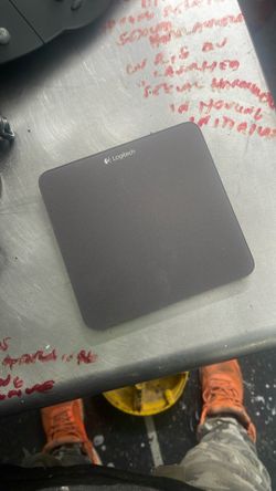 Logitech Rechargeable Touchpad T650